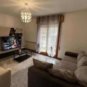 Appartamento Al Piano Terra Vicino All’aeroporto., Quinto Di Treviso