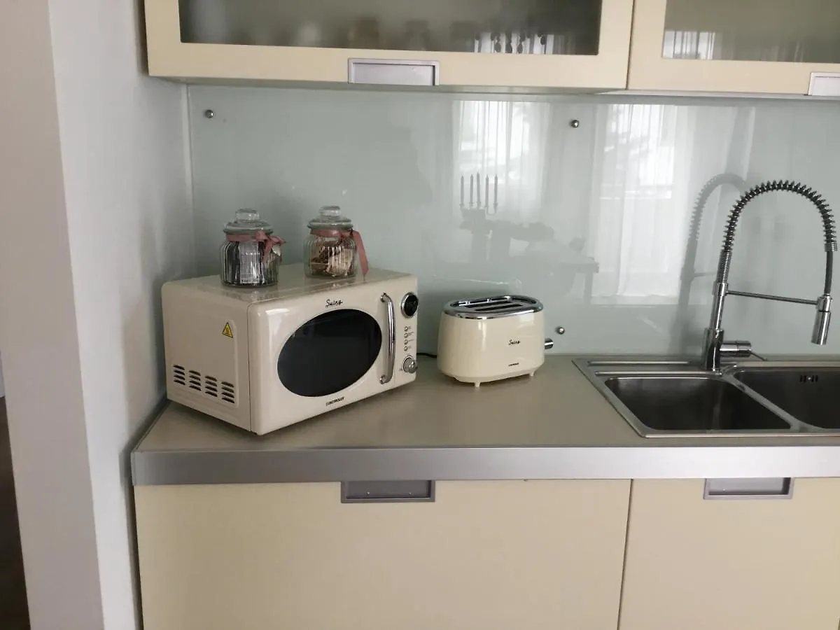 Ca' Uccelli-Stupendo Appartamento 5 Min Da Venezia Marghera 0*,  Italy